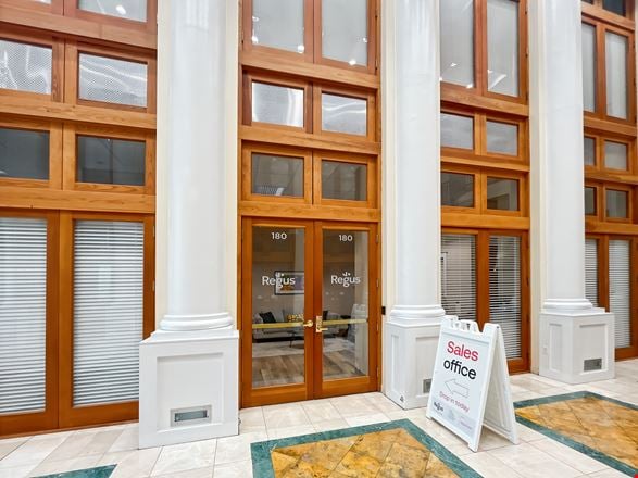 Regus - Gainesville - East University Avenue