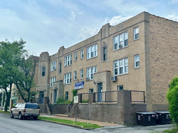 5001 South Grand Boulevard