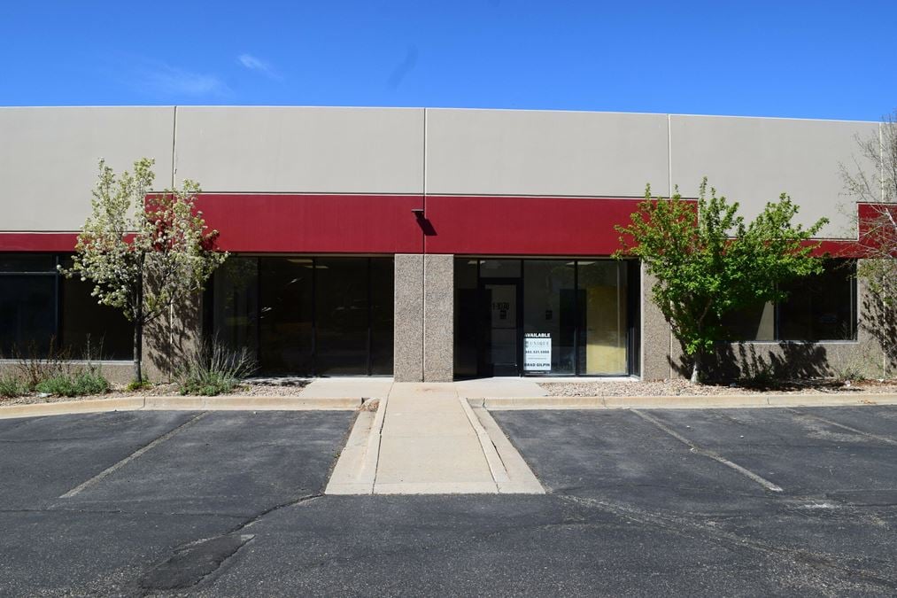3,720 SF office/warehouse for lease