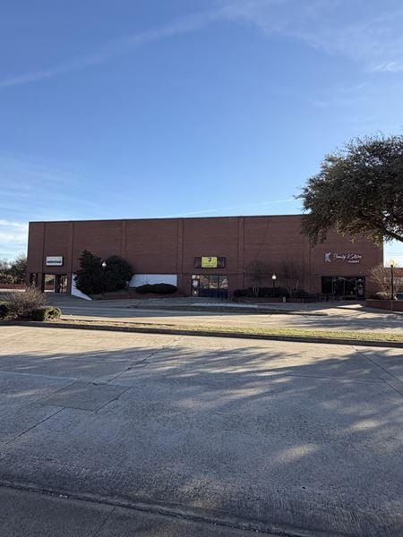 Retail space for Rent at 900 N Polk St. in DeSoto