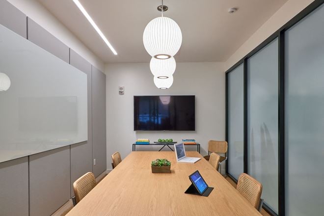 WeWork - Southeast Financial Center