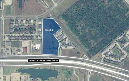 Commercial space for Sale at 7720 Emmett F Lowry Expressway in Texas City