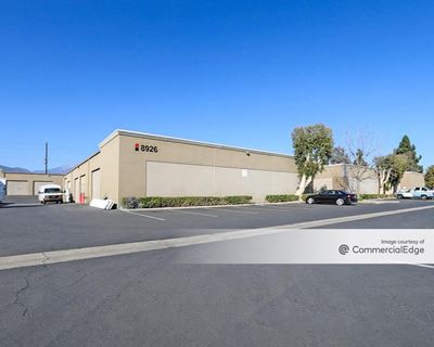 Benson Commerce Center