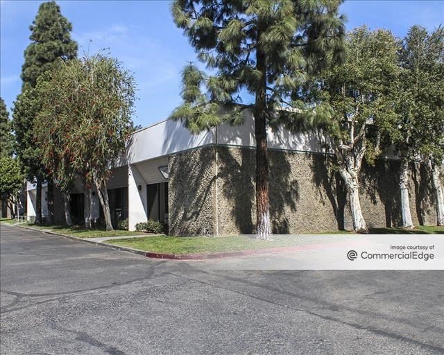 Cedarbrook Business Park - 12800 Garden Grove Blvd | Industrial Building