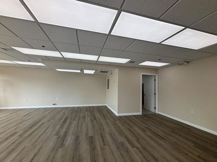 217 West Ave 37