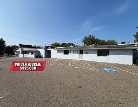 Office space for Sale at 804 & 820 Amherst Rd NE in Massillon