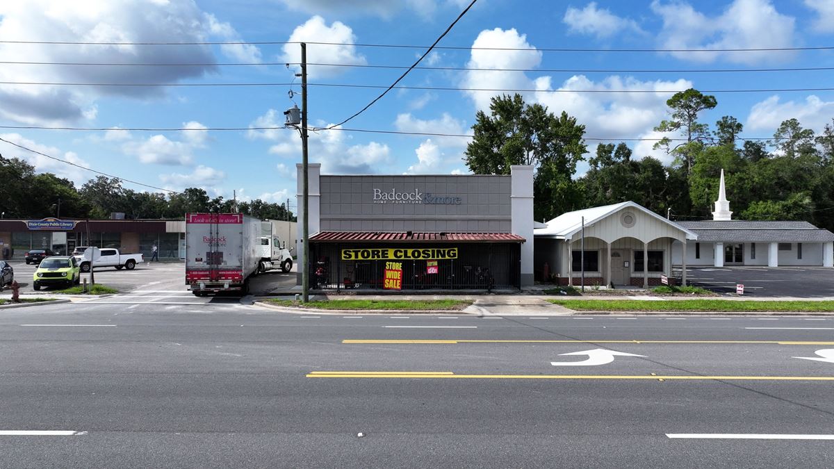 US 19 Retail Storefront For Sale or Lease