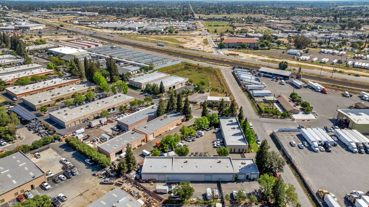 Turn Key Office/Warehouse Building in NW Fresno