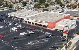 Smart & Final Anchored Center