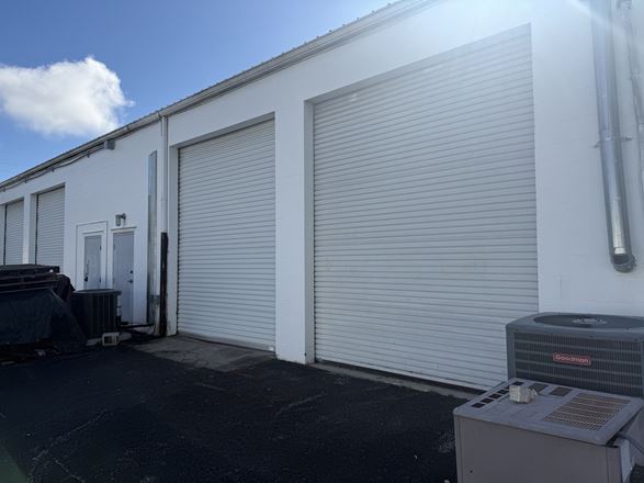 Warehouse Flex Space on 6th St.