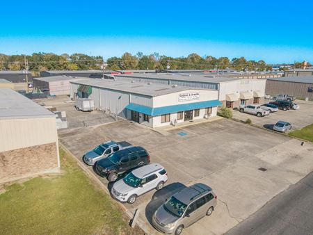 Prime Office Warehouse between Siegen at Airline and I-10 - Baton Rouge