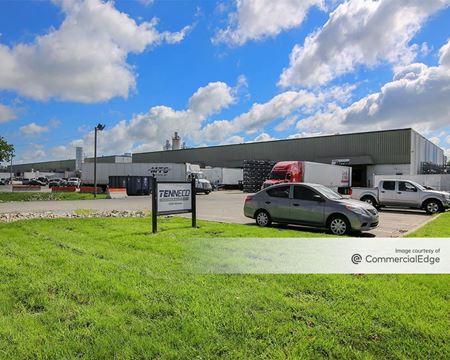 Industrial space for Rent at 1529 Vernon Street in North Kansas City