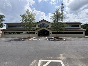 2805 E Zion Rd