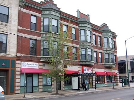 Retail space for Rent at 1547-1549 W Belmont Avenue in Chicago