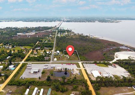 Photo of commercial space at 1542 McKenzie Road in Panama City