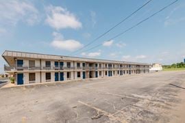 Motel 6 + Studio 6