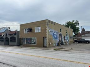 325 E Locust St