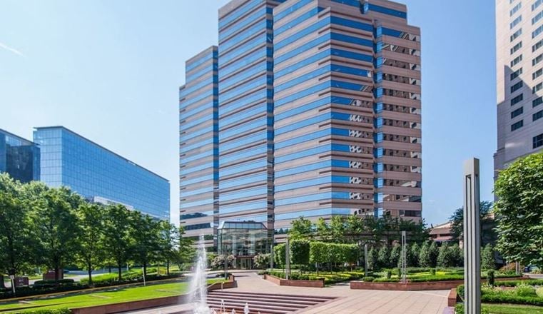 Carr Workplaces - Tysons Boulevard