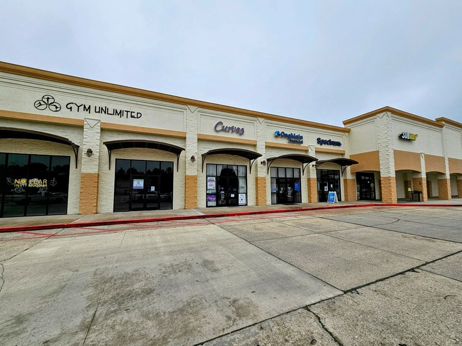 N Lafourche Plaza