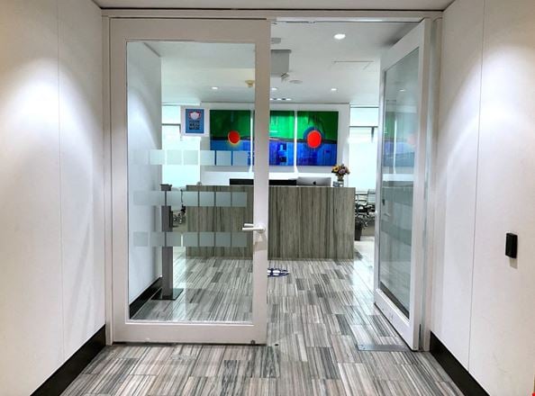 Brickell 21 - Brickell Business Center