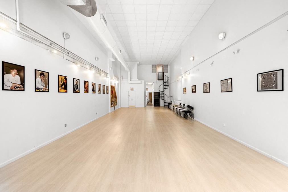 424 West 49th