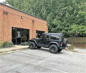 Flex Office / Warehouse - Woodstock