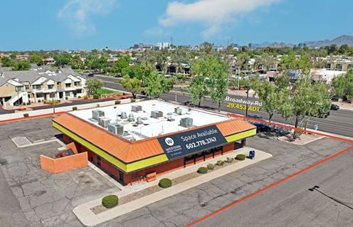 4,976 SF Fully Built Out And Fixturized Restaurant