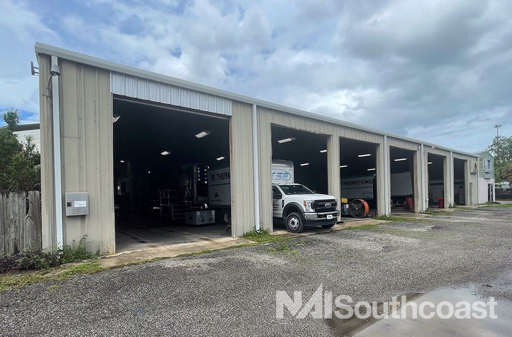 Warehouse With Outdoor Storage