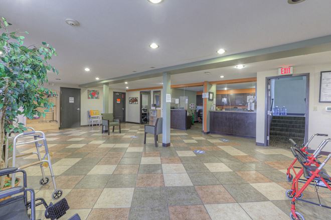 1811 Charlotte Ave For Lease