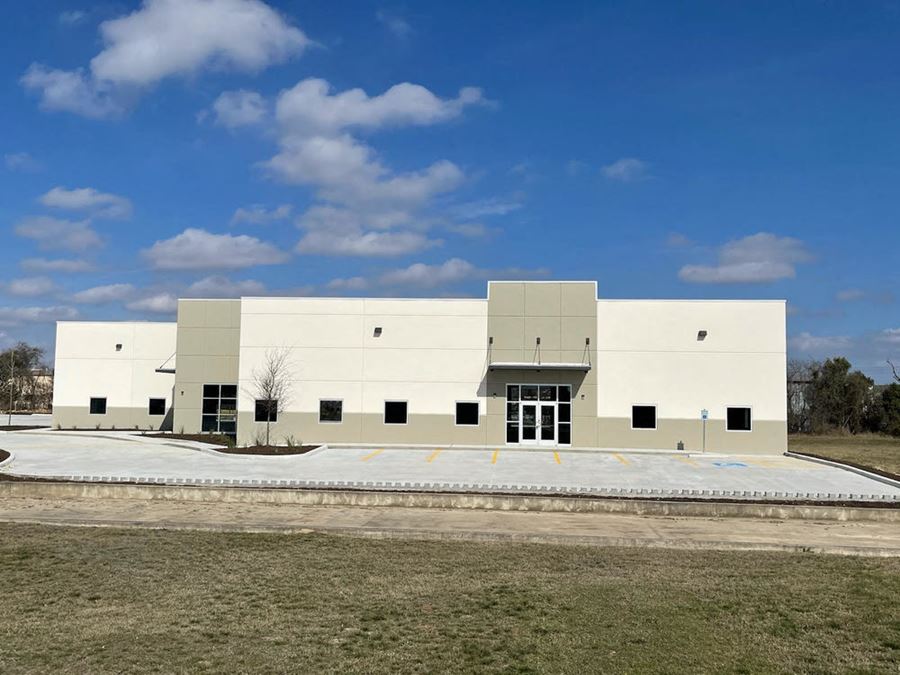 7,000 - 14,000 SF Industrial Space For Lease