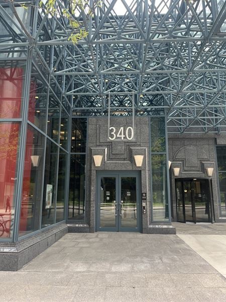 Photo of commercial space at 340 Albert Street in Ottawa