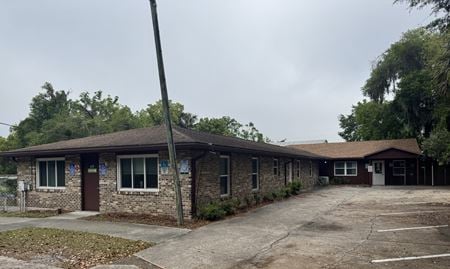 Photo of commercial space at 105 W Calvin St in Deland
