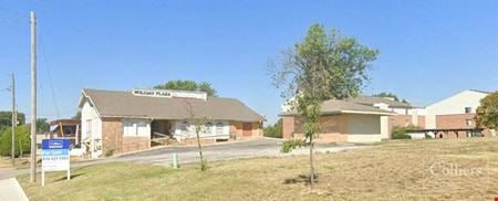 Photo of commercial space at 2116 W 25th St in Lawrence