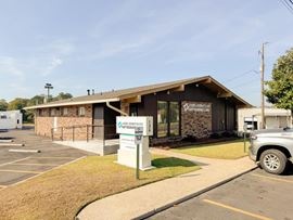 136 S 15th Ave Laurel