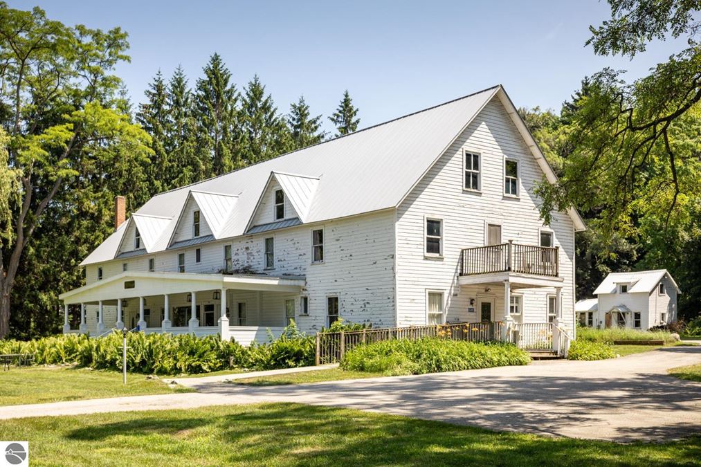 7345 W Glenmere Rd