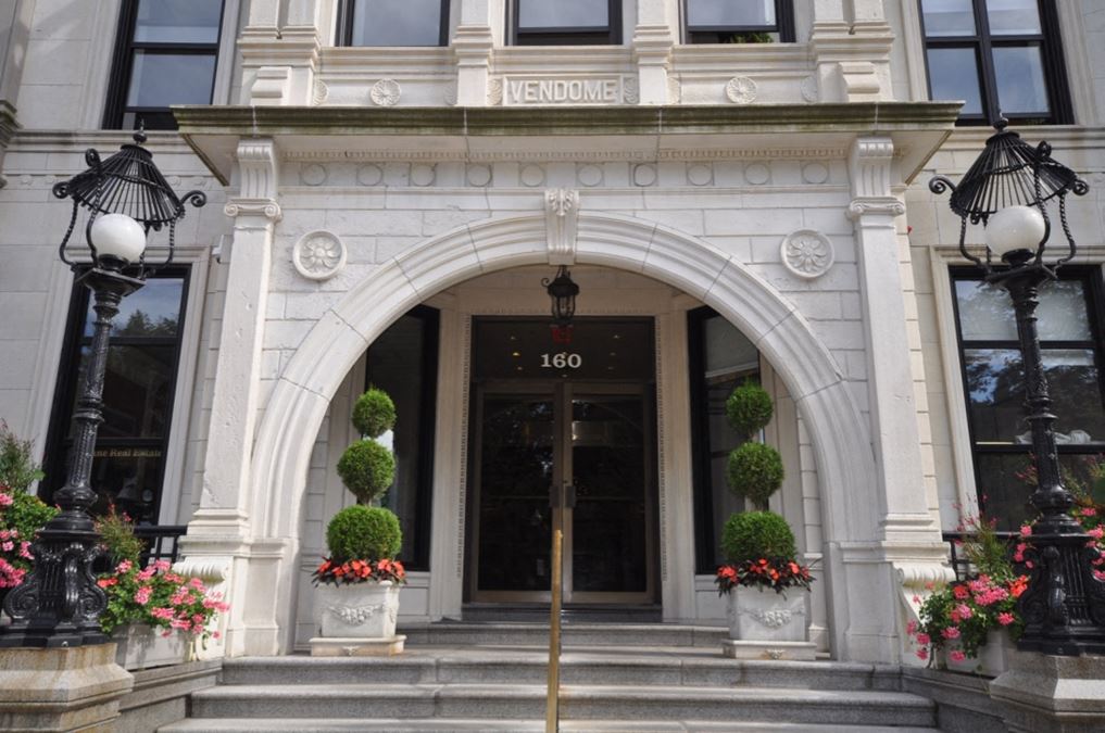 160 Commonwealth Ave #U3a