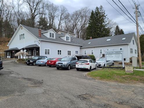 131 Main St