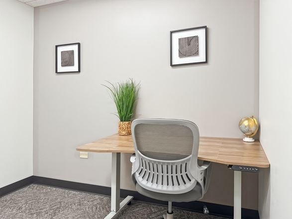 Regus - Lakewood - Wadsworth Blvd