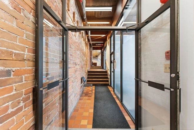 78 George Street, Ottawa