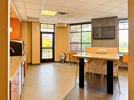 Regus - Minneapolis - Maple Grove Arbor Lakes