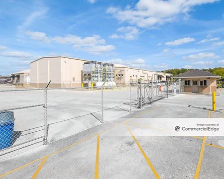 Industrial space for Rent at 355 Progress Road in Auburndale