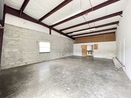 Flex Warehouse Units for Lease - 3709 SW 42nd Avenue