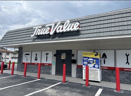 Retail space for Sale at 9513 N Nebraska Ave in Tampa