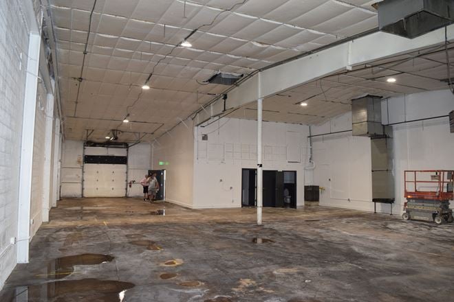 15,285 SF Industrial for sale - owner/user or investor opportunity