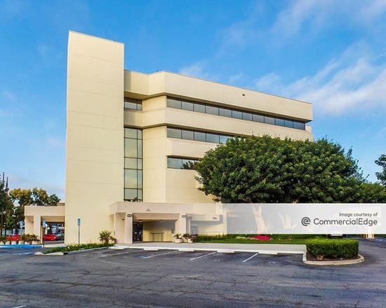 Kinecta Office Building