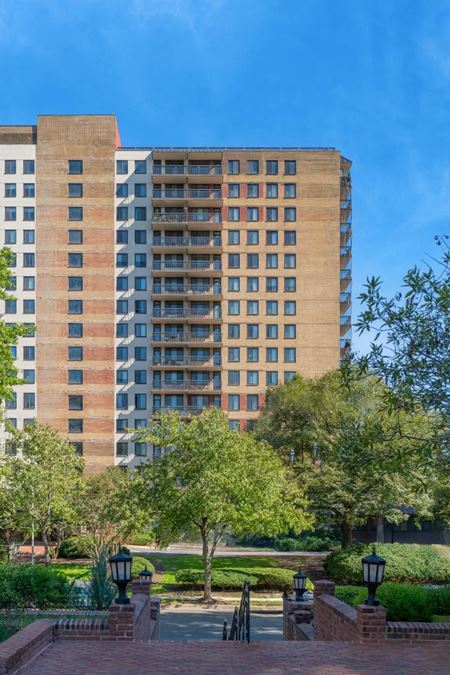 Port Royal Condominium