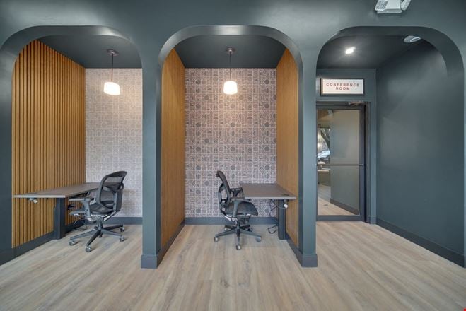 Brick & Mortar - Libertyville