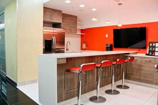Jay Suites - 34th Street