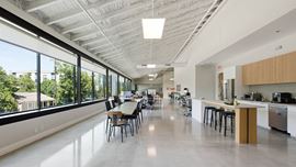 1210 W 49th St