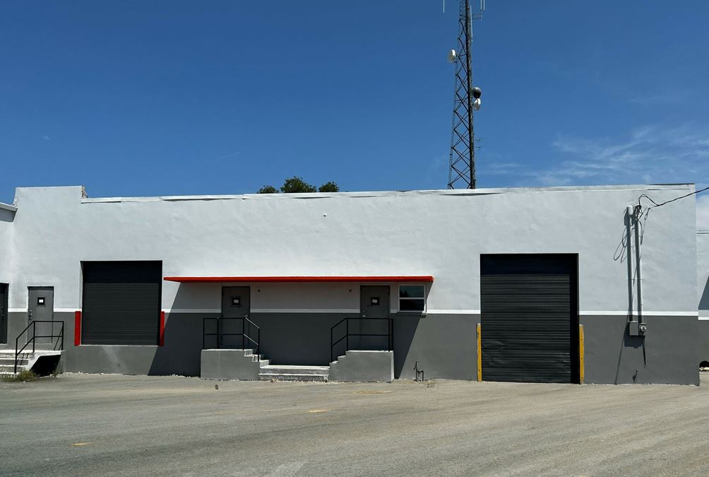 Twin Lakes Commerce Center